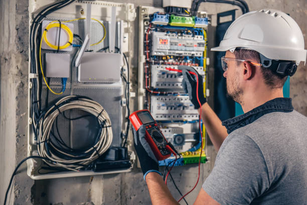 Best Circuit Breaker Repair  in Oakfield, WI